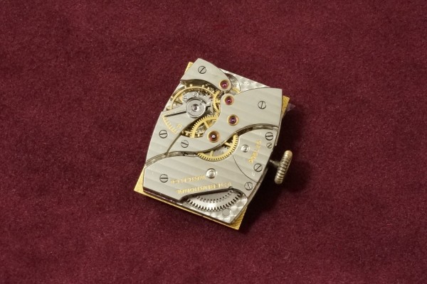 IWC Rectangle Cal-87 Lemon Dial 14K Yellow Gold（OT-03／1935年)の詳細写真7枚目