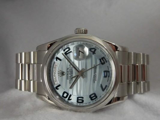 ロレックス デイデイト Ref-118206 PT ICE BLUE Roman Dial（RD-84／2001年)の詳細写真3枚目