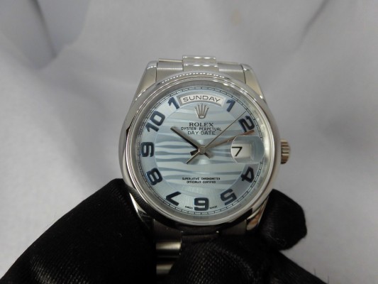 ロレックス デイデイト Ref-118206 PT ICE BLUE Roman Dial（RD-84／2001年)の詳細写真6枚目