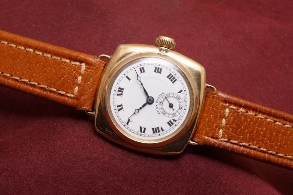 ロレックス First Oyster Case Ref-2081 Porcelain dial（RO-238／1931年)の詳細写真1枚目