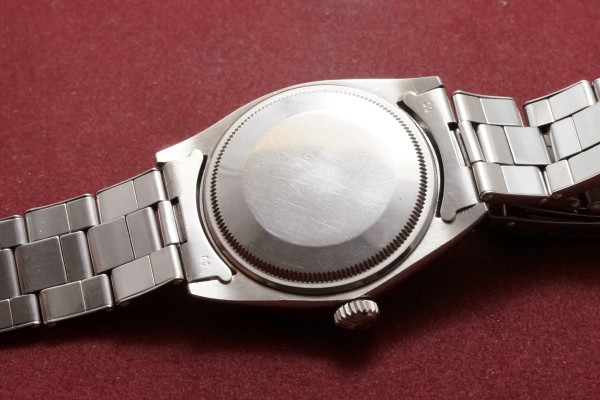 ロレックス OYSTER PERPETUAL -DATE- Ref-1500 Aging Gilt Dial（RO-255／1964年)の詳細写真6枚目